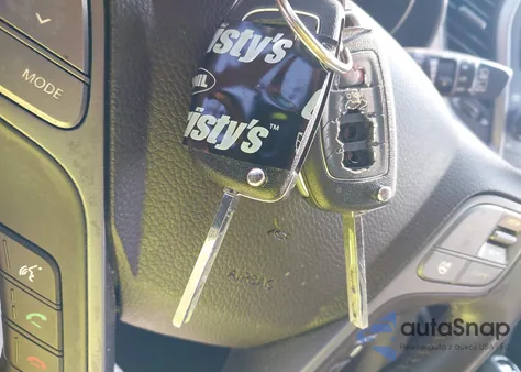 2013 Hyundai Santa Fe Sport z USA, uszkodzony, nr VIN 5XYZU3LB0DG013048